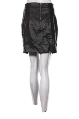 Kožená sukně  H&M, Velikost S, Barva Černá, Cena  49,00 Kč