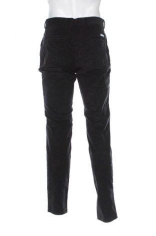 Pantaloni raiați de bărbați Calvin Klein, Mărime M, Culoare Negru, Preț 102,99 Lei