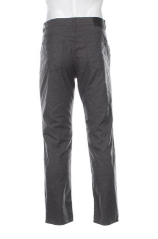 Herrenhose Brax, Größe M, Farbe Grau, Preis 18,99 €