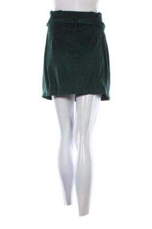 Spódnica Bershka, Rozmiar M, Kolor Zielony, Cena 13,99 zł