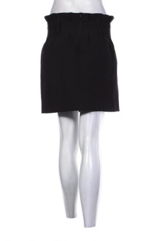 Пола Zara, Размер S, Цвят Черен, Цена 7,99 лв.