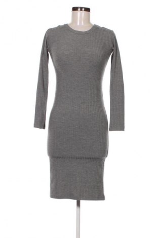 Kleid, Größe M, Farbe Grau, Preis 6,99 €