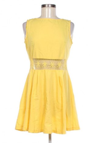 Kleid Ax Paris, Größe M, Farbe Gelb, Preis 15,99 €