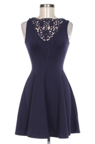 Kleid Ax Paris, Größe S, Farbe Blau, Preis 11,99 €