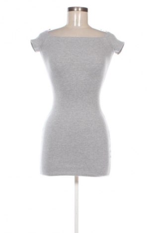 Sukienka Bershka, Rozmiar S, Kolor Szary, Cena 20,99 zł