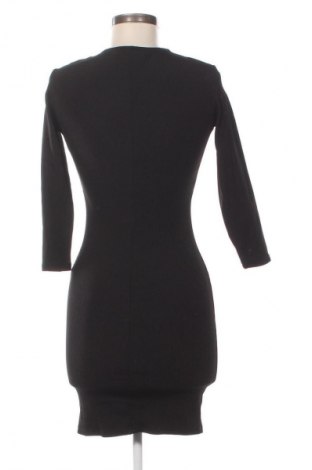 Sukienka Bershka, Rozmiar M, Kolor Czarny, Cena 27,99 zł