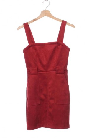 Sukienka Bershka, Rozmiar XS, Kolor Czerwony, Cena 36,78 zł