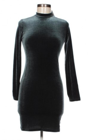 Kleid Bershka, Größe S, Farbe Grün, Preis € 4,99