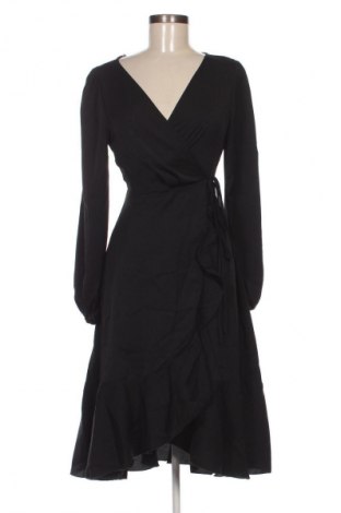 Šaty  Boohoo, Velikost S, Barva Černá, Cena  379,00 Kč