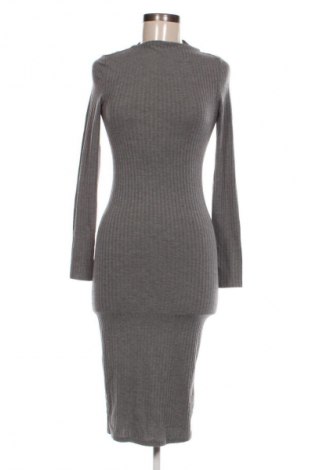 Kleid Calliope, Größe S, Farbe Grau, Preis € 6,99