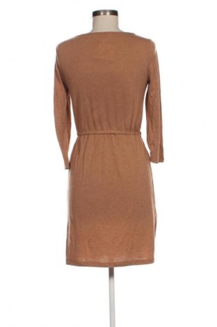 Kleid Chillin, Größe M, Farbe Beige, Preis € 6,99