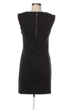 Sukienka Esprit, Rozmiar M, Kolor Czarny, Cena 157,99 zł