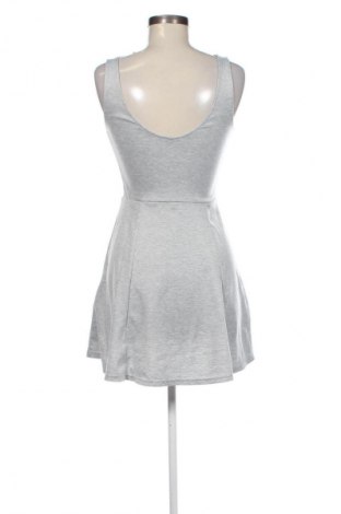 Рокля H&M, Размер S, Цвят Сив, Цена 17,99 лв.