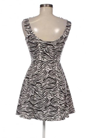 Kleid H&M Divided, Größe S, Farbe Mehrfarbig, Preis € 12,99