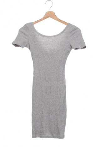 Kleid H&M Divided, Größe XS, Farbe Grau, Preis € 10,99