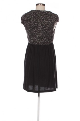 Kleid Last Girl, Größe M, Farbe Schwarz, Preis 2,99 €