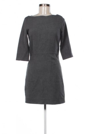 Kleid Laura Clement, Größe M, Farbe Grau, Preis 10,99 €