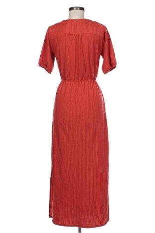 Kleid Melting Stockholm, Größe S, Farbe Rot, Preis 15,99 €