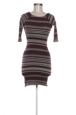 Kleid New Look, Größe S, Farbe Mehrfarbig, Preis € 6,99