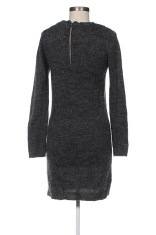 Rochie ONLY, Mărime M, Culoare Gri, Preț 38,99 Lei