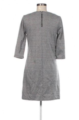 Kleid ONLY, Größe M, Farbe Grau, Preis € 3,99