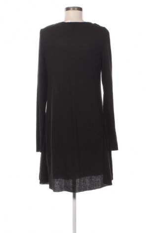 Ruha Pull&Bear, Méret L, Szín Fekete, Ár 1 889 Ft