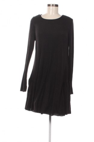 Ruha Pull&Bear, Méret L, Szín Fekete, Ár 1 889 Ft
