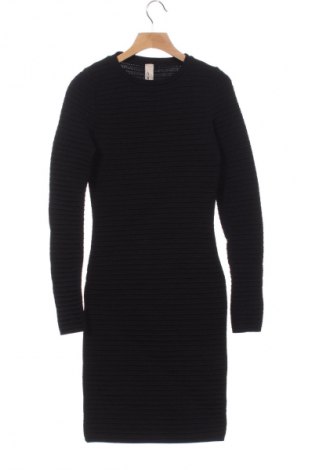 Rochie Pull&Bear, Mărime S, Culoare Negru, Preț 40,99 Lei