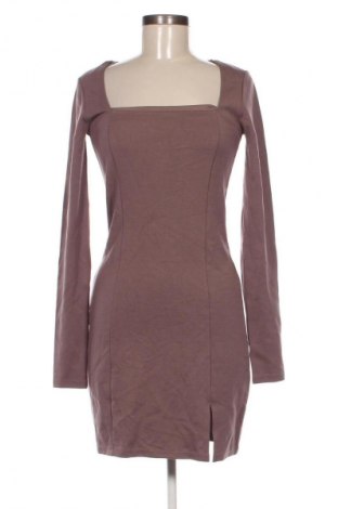 Kleid Tally Weijl, Größe L, Farbe Aschrosa, Preis € 13,99