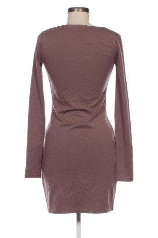 Kleid Tally Weijl, Größe L, Farbe Aschrosa, Preis € 13,99