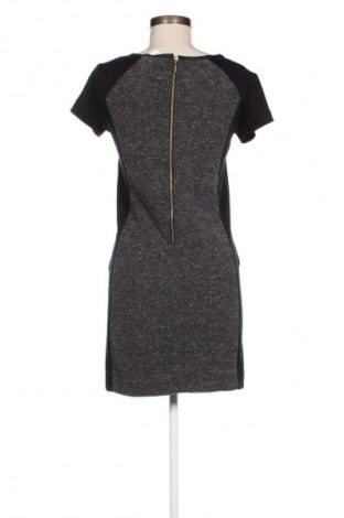 Kleid Vero Moda, Größe M, Farbe Grau, Preis 7,99 €