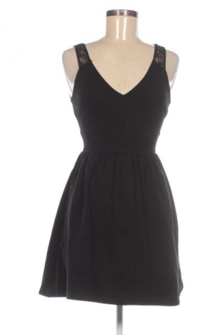 Rochie Zara Trafaluc, Mărime M, Culoare Negru, Preț 76,99 Lei