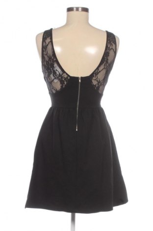 Rochie Zara Trafaluc, Mărime M, Culoare Negru, Preț 76,99 Lei