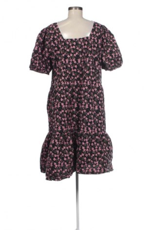 Kleid Zizzi, Größe M, Farbe Mehrfarbig, Preis 12,99 €