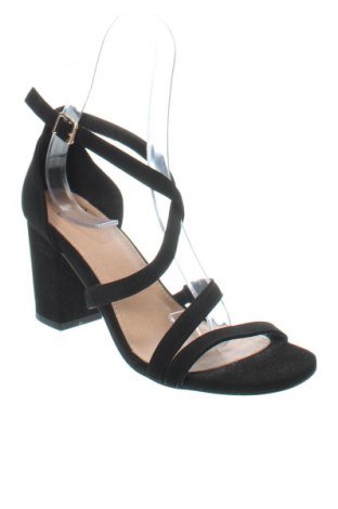 Sandale Novo, Mărime 38, Culoare Negru, Preț 167,99 Lei