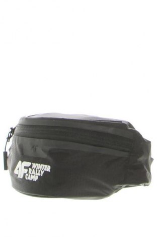 Ledvinka  4F, Barva Černá, Cena  391,00 Kč