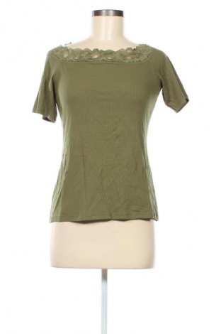 Dámská halenka & ET, Velikost M, Barva Zelená, Cena  939,00 Kč