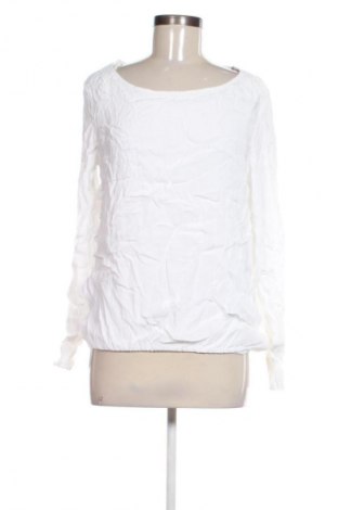 Damen Shirt Aust, Größe S, Farbe Weiß, Preis 6,99 €