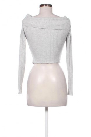 Bluză de femei Bershka, Mărime M, Culoare Gri, Preț 25,99 Lei