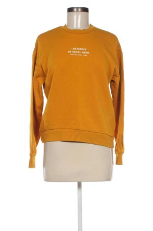 Γυναικεία μπλούζα Bershka, Μέγεθος XS, Χρώμα Κίτρινο, Τιμή 18,46 €