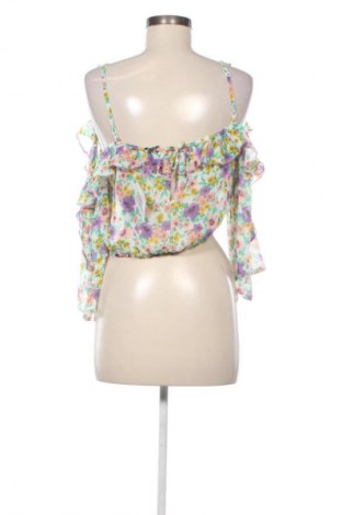 Damen Shirt Bershka, Größe M, Farbe Mehrfarbig, Preis 5,99 €