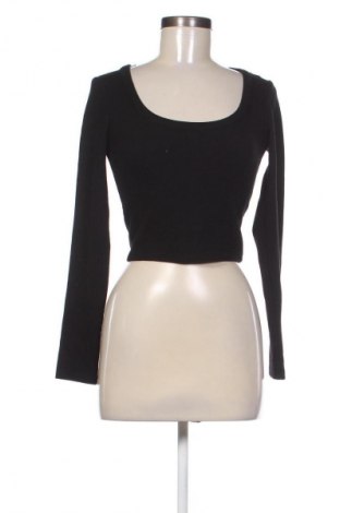 Dámská halenka Bershka, Velikost S, Barva Černá, Cena  169,00 Kč