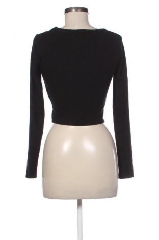 Dámská halenka Bershka, Velikost S, Barva Černá, Cena  169,00 Kč