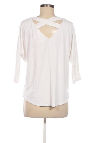 Γυναικεία μπλούζα Body Flirt, Μέγεθος S, Χρώμα Λευκό, Τιμή 9,71 €