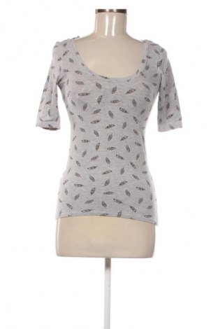 Bluzka damska Clockhouse, Rozmiar S, Kolor Kolorowy, Cena 52,42 zł