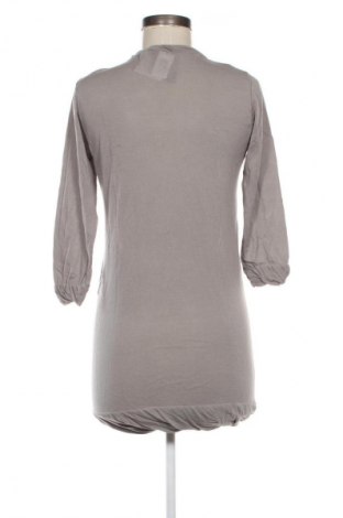 Damen Shirt Es'Givien, Größe M, Farbe Grau, Preis 18,99 €