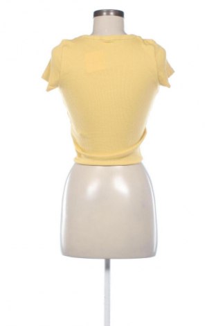 Дамска блуза Gina Tricot, Размер S, Цвят Жълт, Цена 5,11 €
