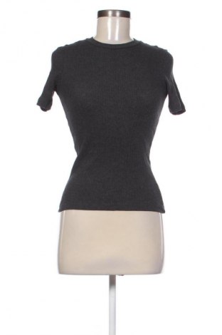 Bluză de femei H&M, Mărime XS, Culoare Gri, Preț 52,13 Lei