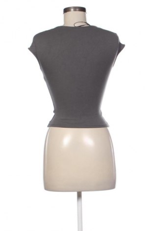 Дамска блуза H&M Divided, Размер XS, Цвят Сив, Цена 9,78 €