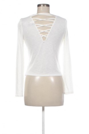 Γυναικεία μπλούζα H&M Divided, Μέγεθος M, Χρώμα Λευκό, Τιμή 5,75 €